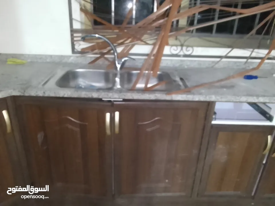 نشتري نشتري جميع انواع المطابخ المنيوم والبلوط نئتيك أينما كنتم