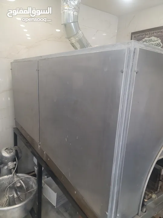 فرن  و عجانة  للبيع