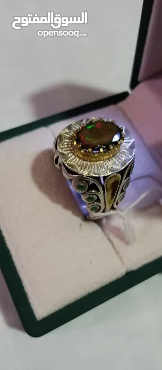 مجموعه خواتم فضة مشكلة  اكثر من 30 خاتم عيارات الفضة 925 و 990 و 1000 خواتم مع شهادات صياغات مشكلة