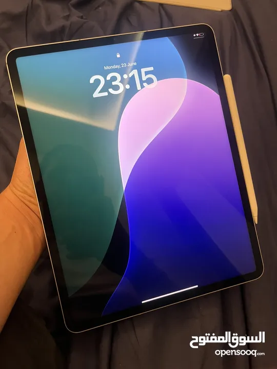 iPad Pro M2 12.9' (128GB) Wi-Fi+Cellular  ايباد برو 12.9' بحالة ممتازة