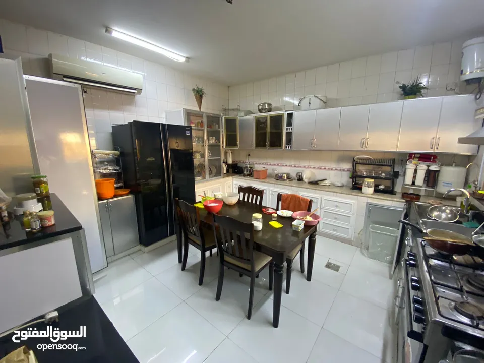 For Sale  4 Bhk +1 Villa In Al Khwair
