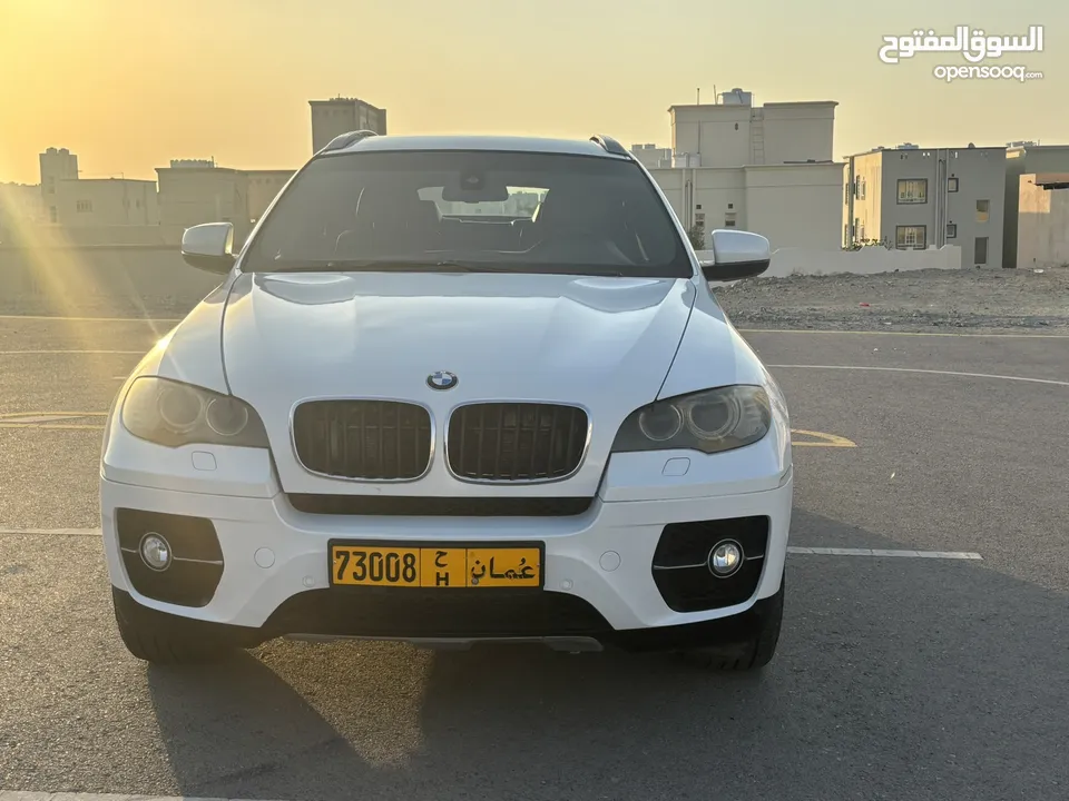 BMW x6 V8 twin turbo