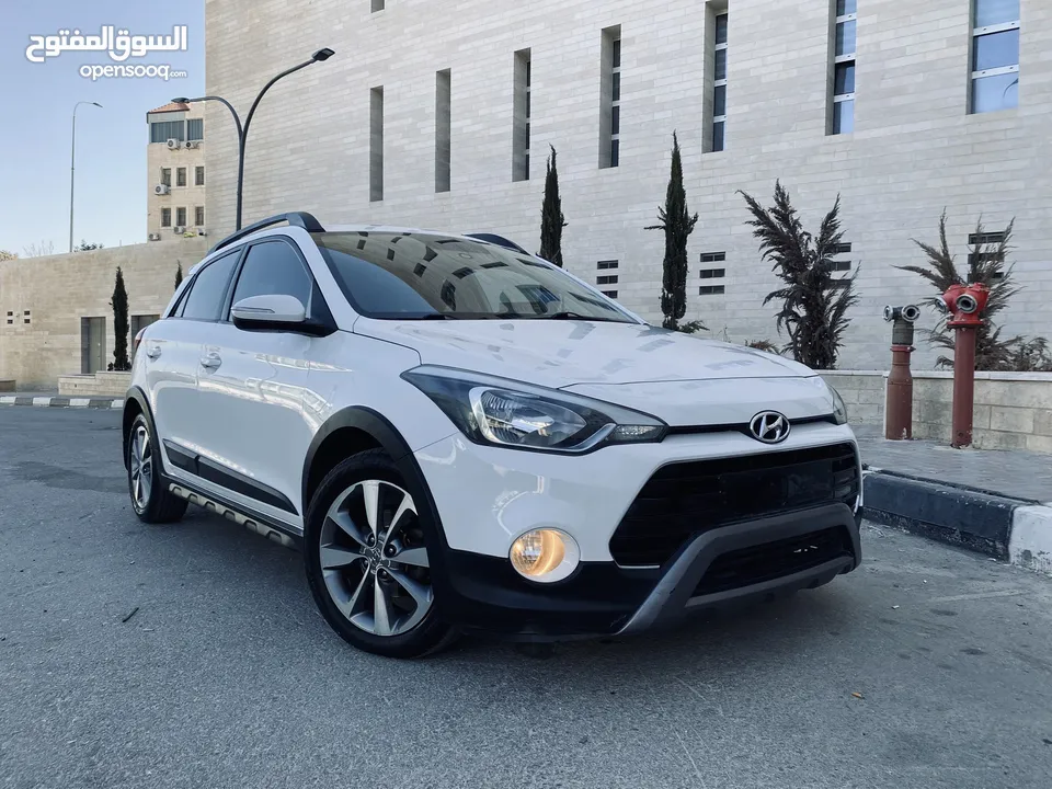 ميني جيب مميز من هيونداي i20 Active للبيع