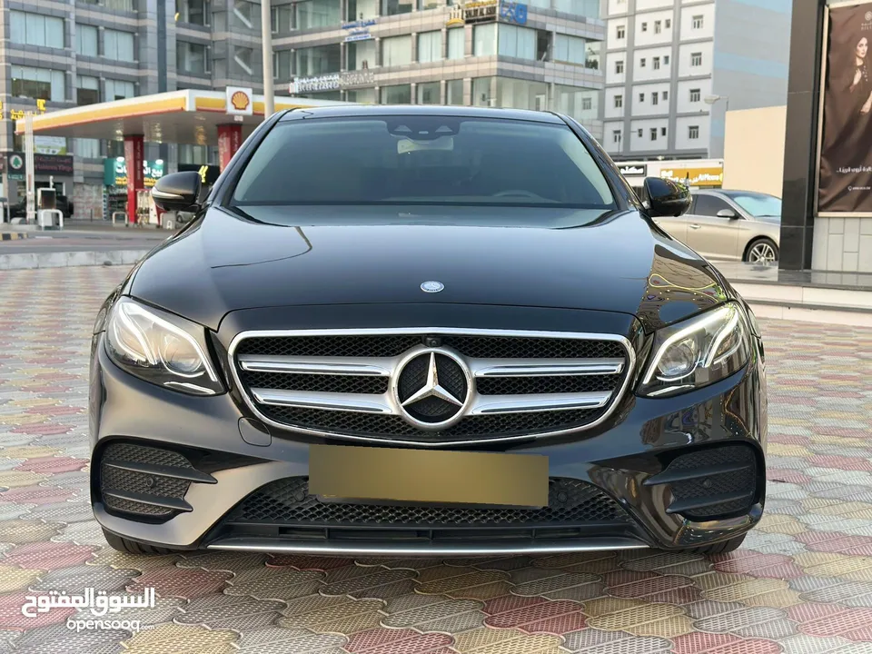 مرسيدس E 300 موديل 2019 بانوراما فل ابشن فصوص .. قابل للتمويل اكثر من 7 سنوات بدون دفعه مقدمة