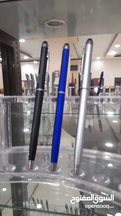 قلم لشاشات الايباد والهواتف الذكية