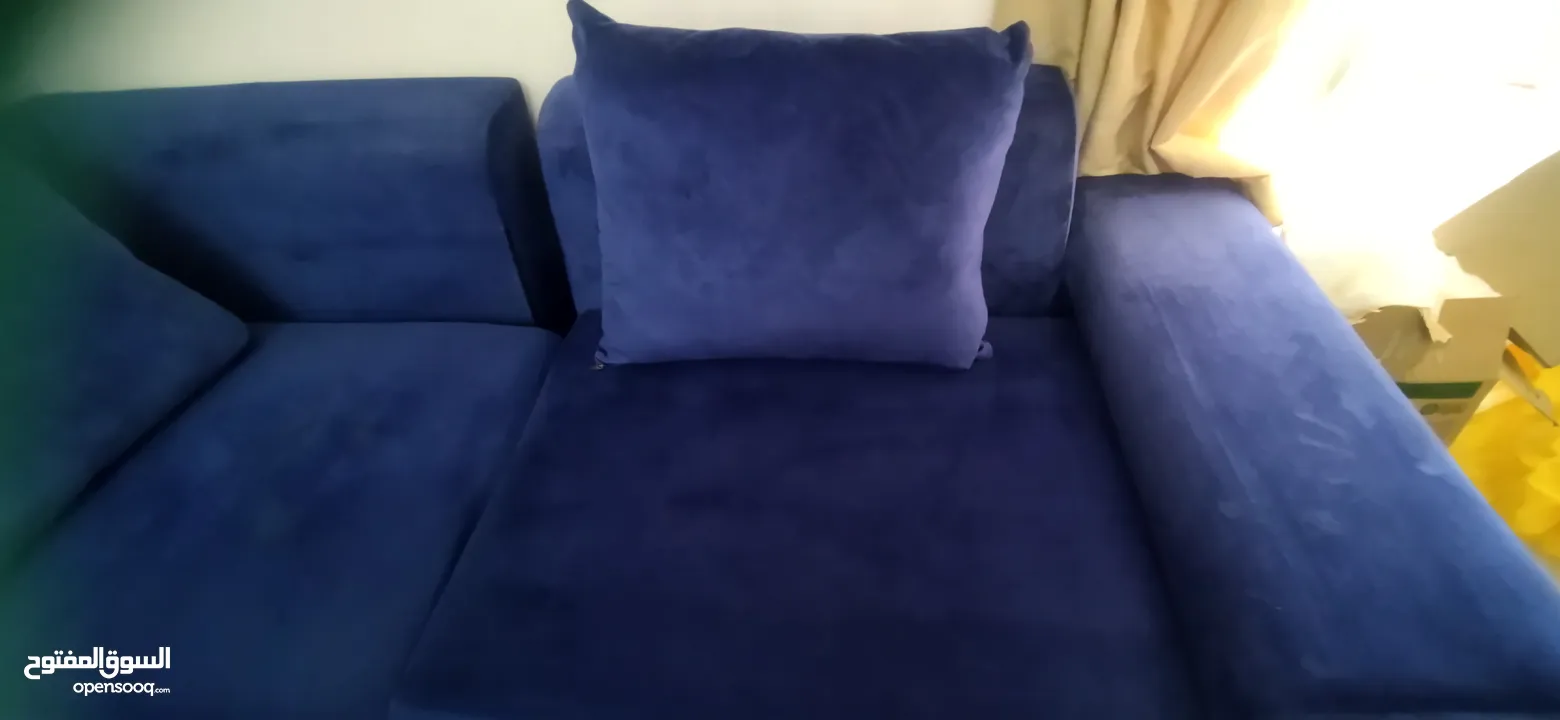 L-shaped sofa, for large sitting