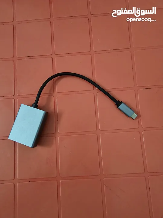 وصلة USB C الىHD TV
