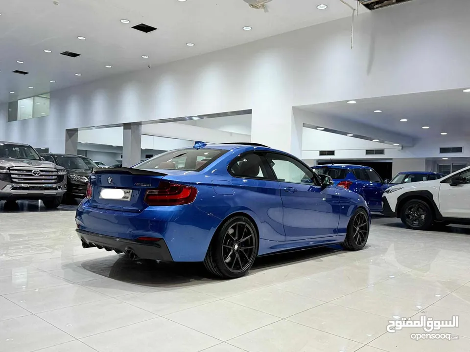 BMW M235i 2016 (Blue)