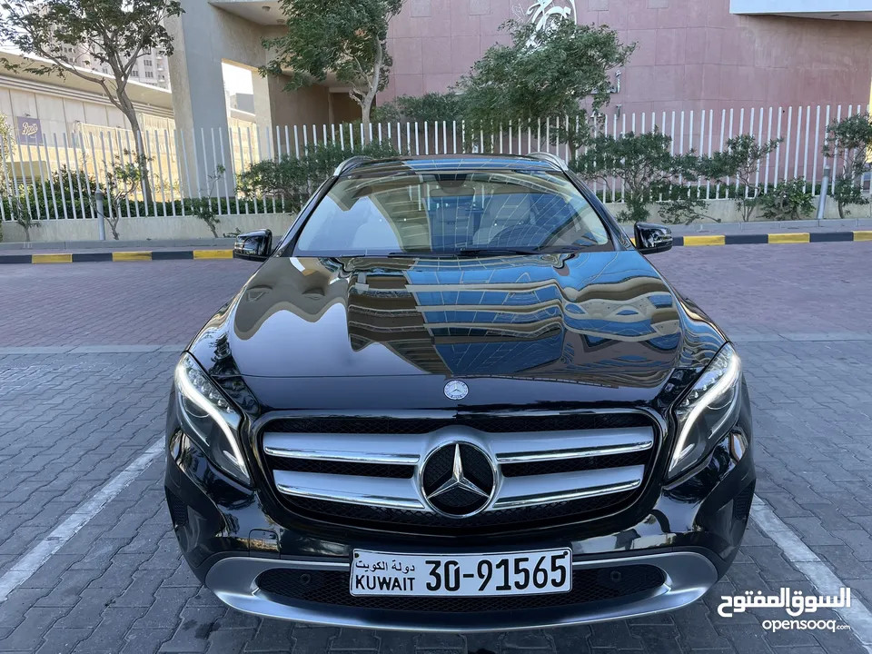 Mercedes GLA250 2015