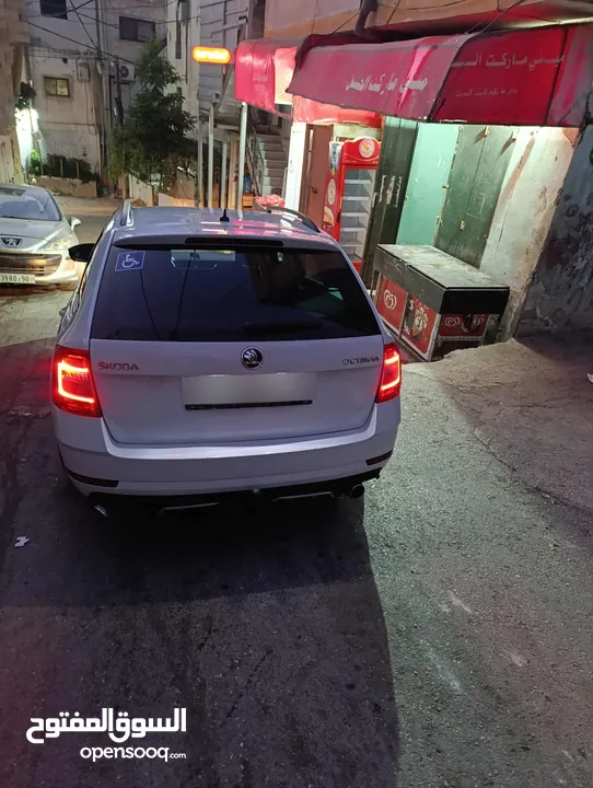سكودا اوكتافيا 2018