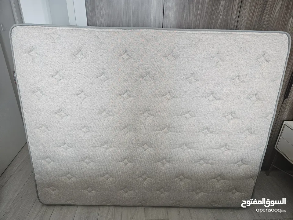 Queen size mattress
