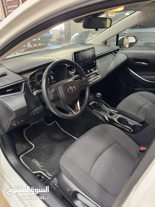 تويوتا كرولا 2022 محرك 1800 كهرباء وبنزين بقوة 170 حصان سياره اقتصاديه جداً ومميز
