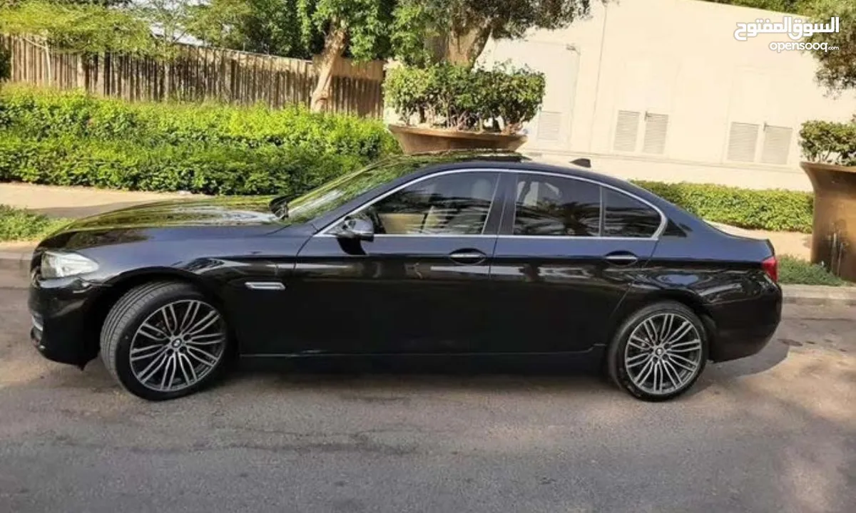 BMW 528i Gold Package بحالة ممتازة