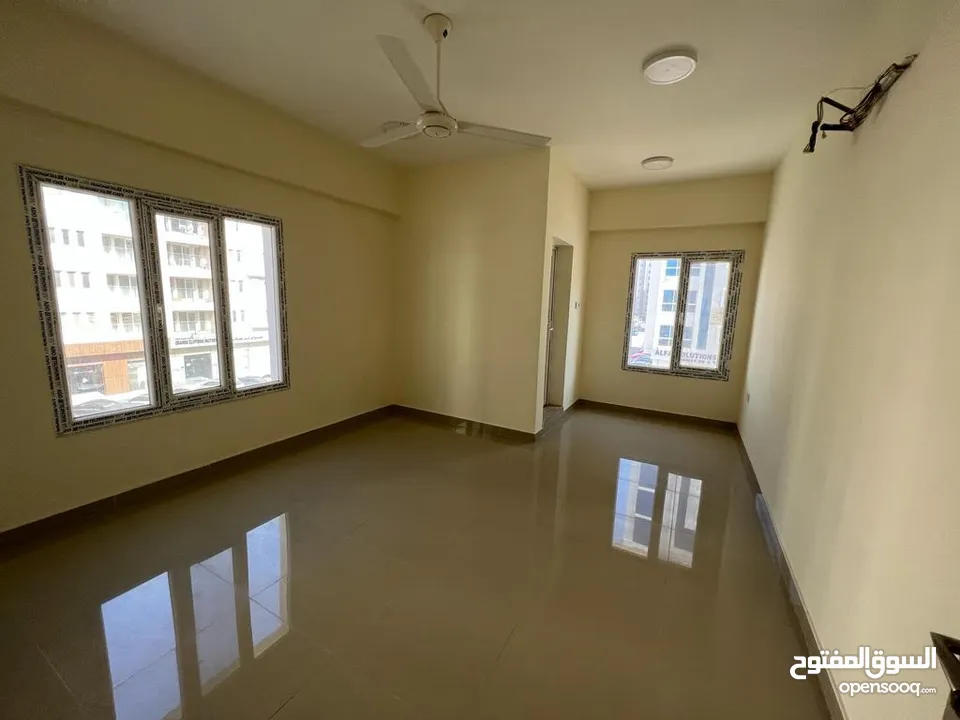 brand new flat in good place in ghala with wifi free