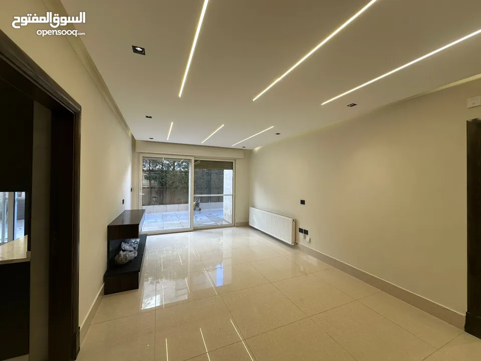شقة شبه مفروشة في منطقة عبدون ( Property 40234 )-174856710