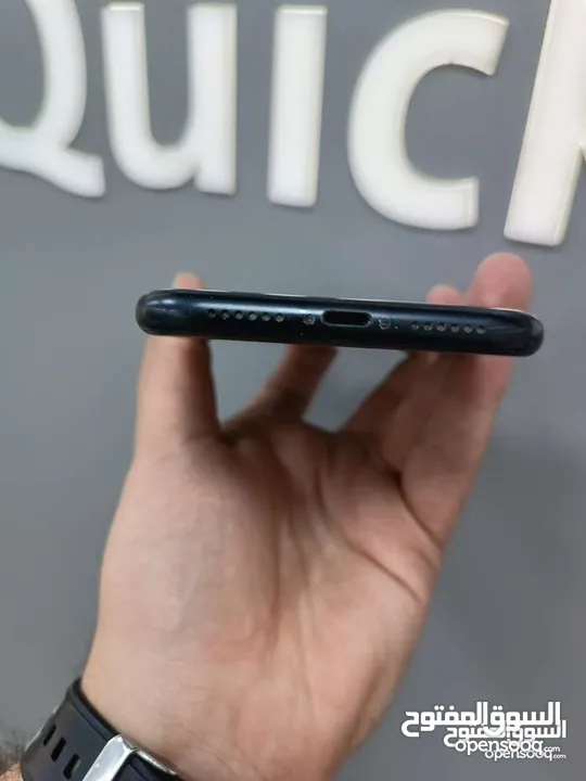 IPHONE XR ( 128GB ) USED /// ايفون اكس ار ذاكرة 128 مستعمل وكاله