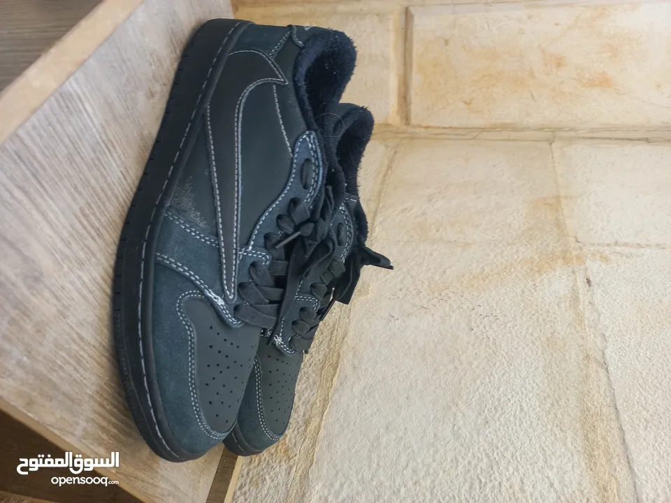 نايك فانتوم بلاك