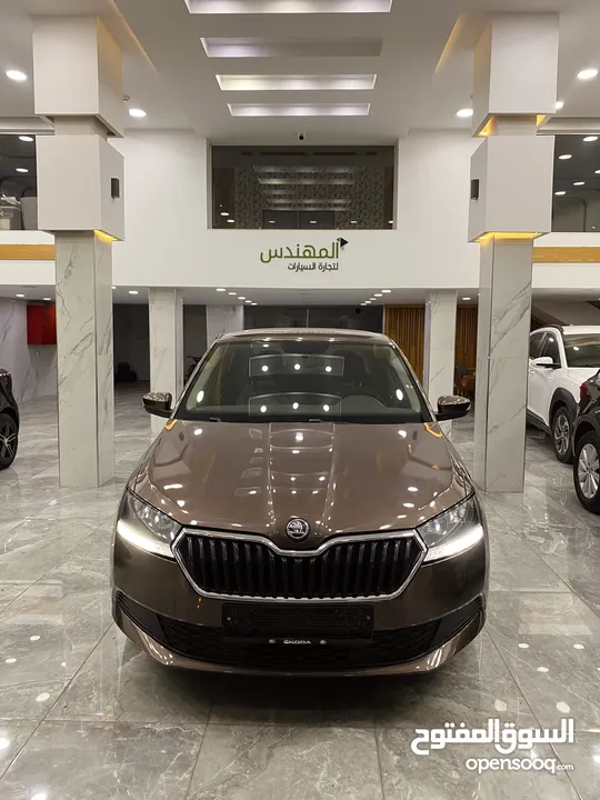 سكودا فابيا اوتوماتيك باللون البني المميز  2020 ترخيص 2019