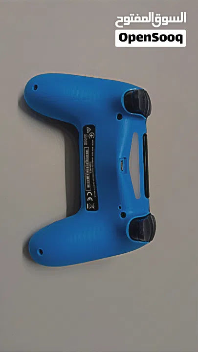 بلايستيشن4 مستعمل بحاله ممتازه جدا معاه يد ولعبة فيفا 19.ولعبة وكراش