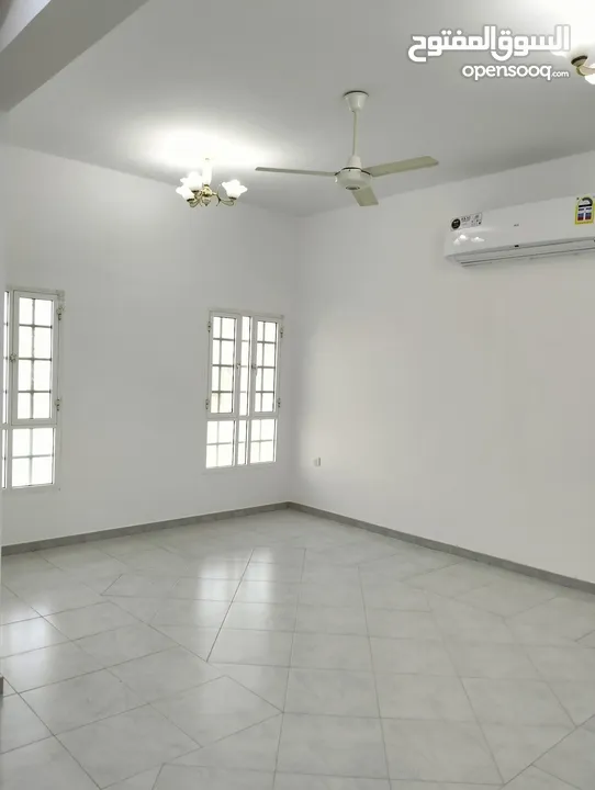 Villa for rent in Al Ghubrah 18 November street