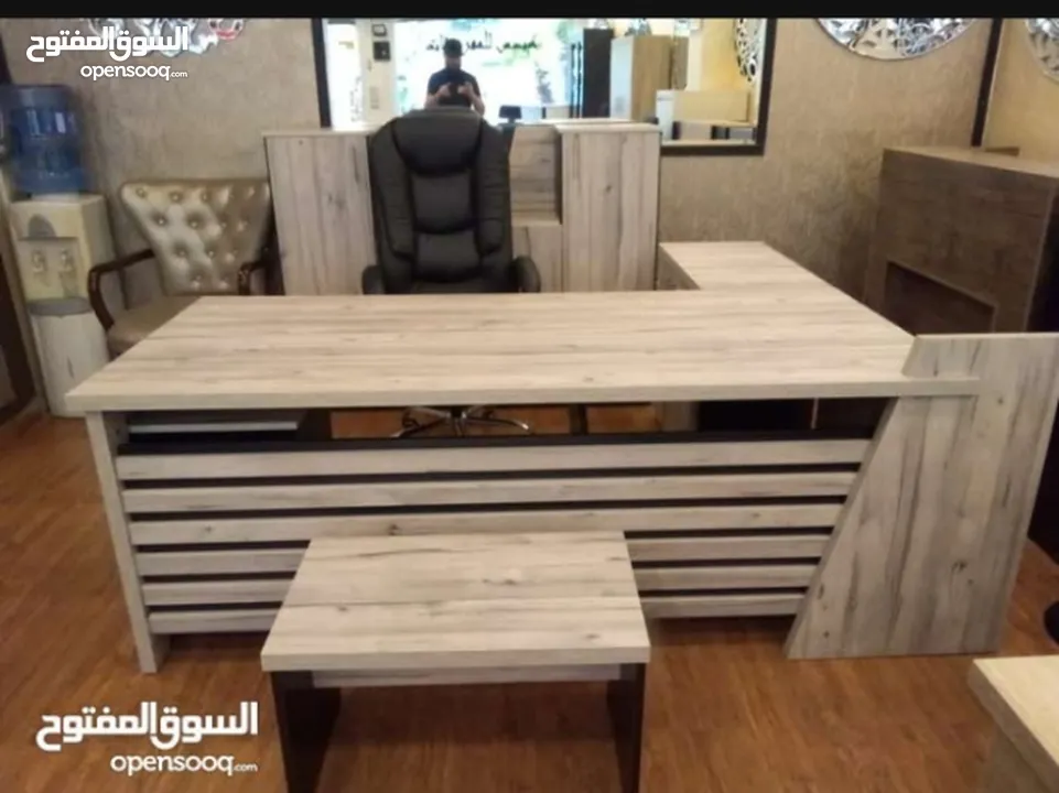 تميز بمكتب خشب لامينت 140*70 خشب مستورد مع جانبية و طاولة وسط مكفول لمكتب مدير متميز