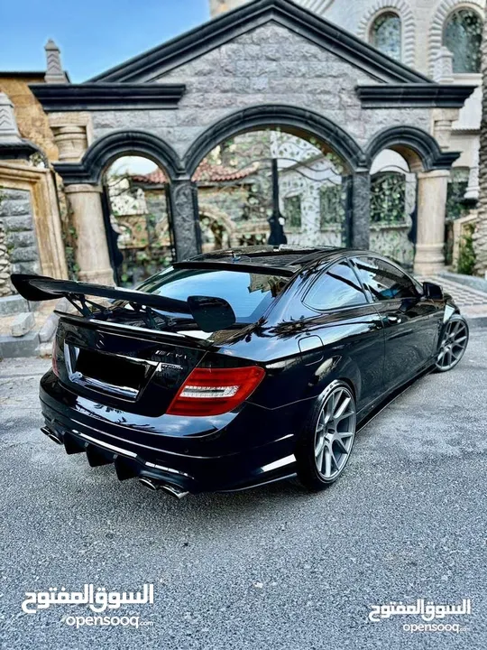 سترينجAMG عدداتابلو ساعة