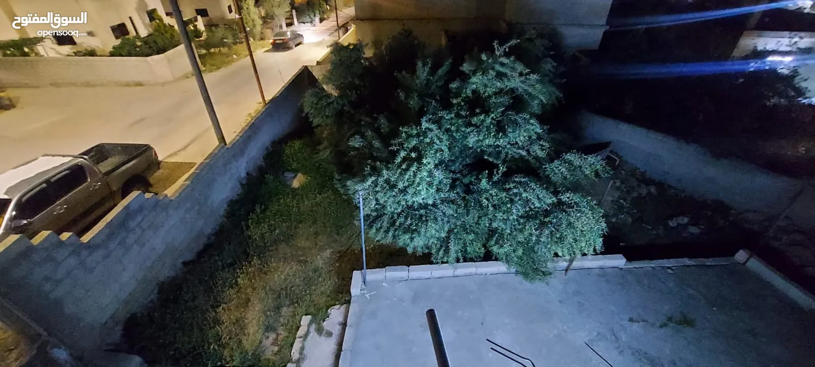 بيت مستقل للبيع في المفرق بلعما الزيتونه  قوشان مستقل  ومسور بلكامل مسطح 140 يبعد عن مدرسة البنات