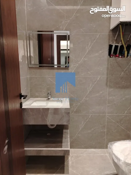 شقة  فاخرة للبيع في خلدا - قرب إشارة الدر المنثور طابق اول 190م تشطيب سوبر ديلوكس لم تسكن