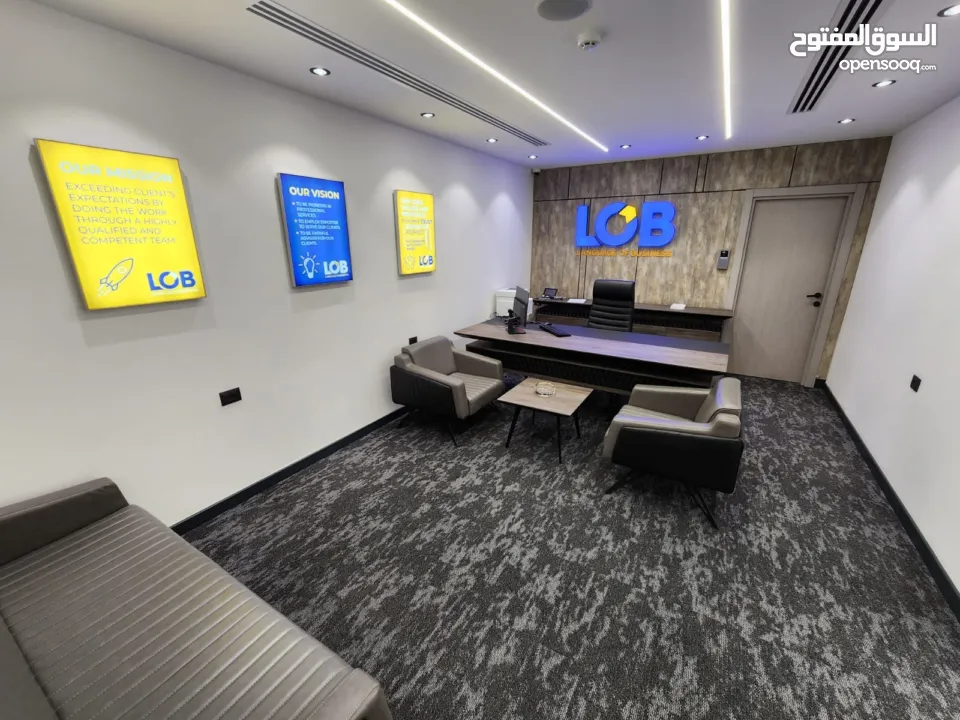 مكتب فخم للإيجار أو البيع