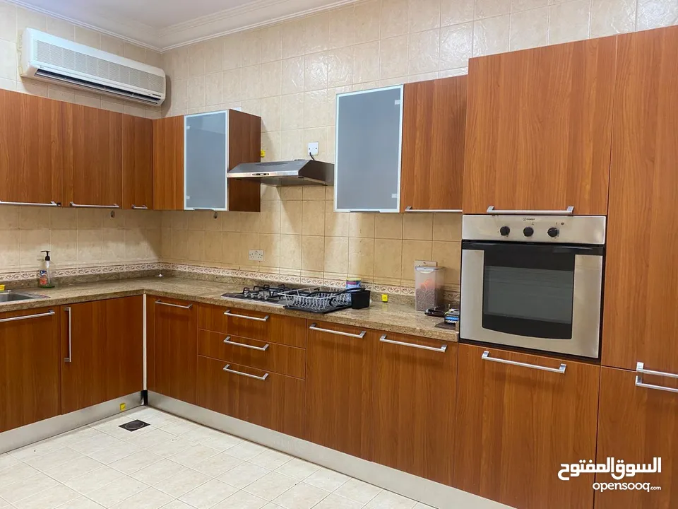 5Me3 Hospitable and Comfortable complex , 5BHK Bosher al Mona
