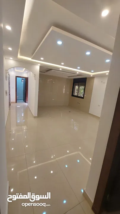 شقة جديدة لم تسكن للإيجار