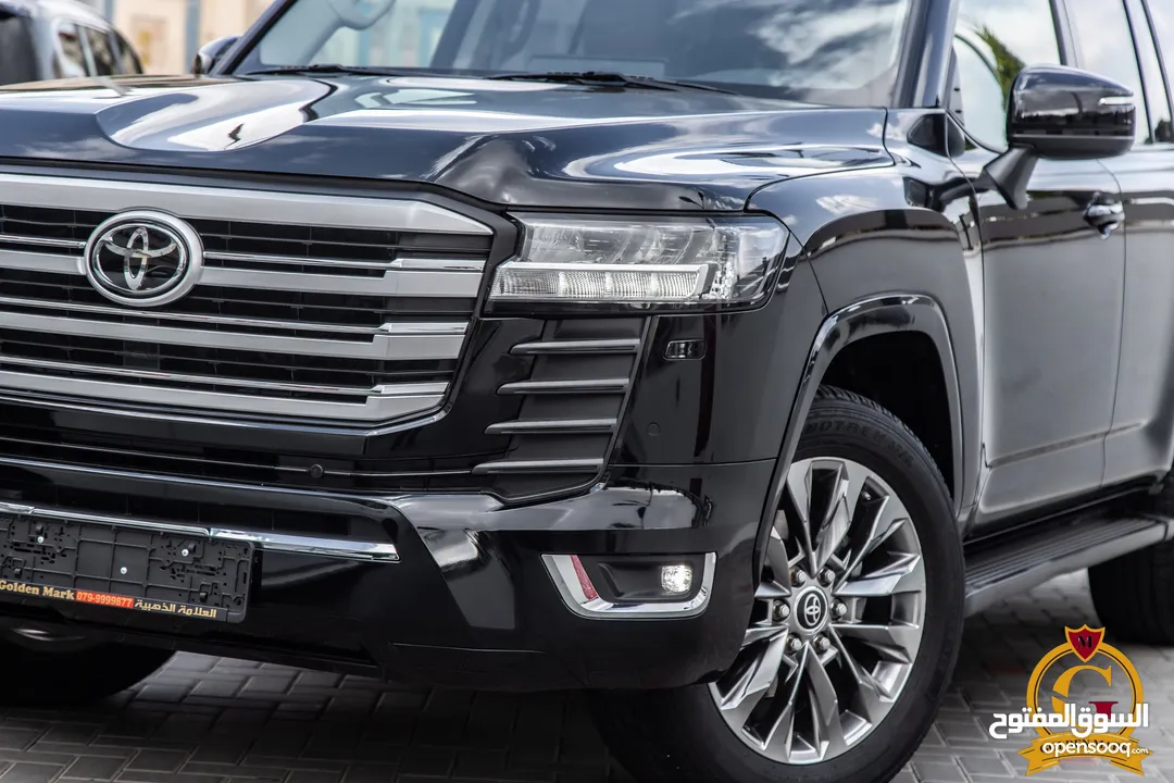 Toyota Land Cruiser Gx-r 2022   السيارة بحالة ممتازة جدا و قطعت مسافة 49,000 كيلو متر فقط