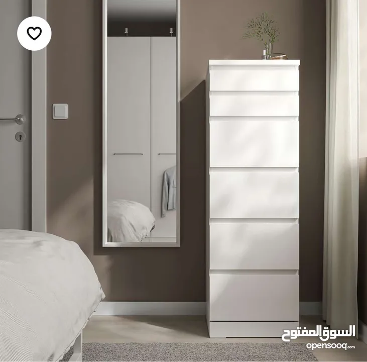مرايا طولانية لون ابيض تعليق بالجدار بحالة جديدة وممتازة من شركة IKEA