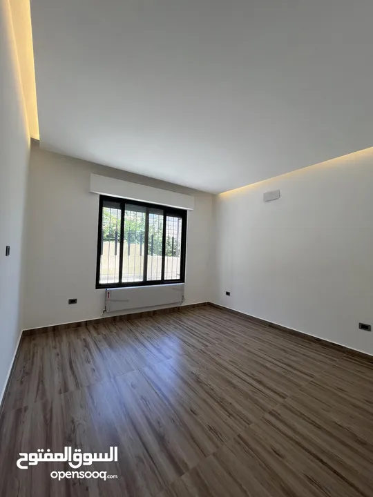 شقة للبيع في ضاحية النخيل بتشطيبات مميزه