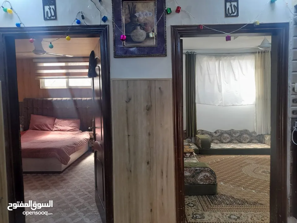منزل مميز جداًَ للبيع في مخيم إربد