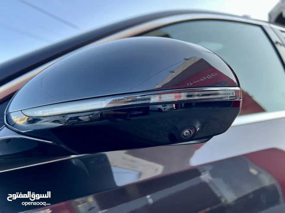 مرسيدس E200 غرافيت 2024 بانوراما ميموري كاميرات فرش كميل بحالة الزيرو عداد 6 الف كيلومتر فقط!!!