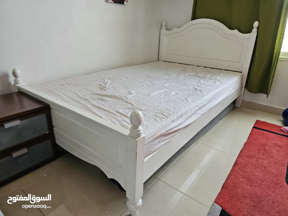 سرير هوم سنتر 120 × 200 بالمرتبة