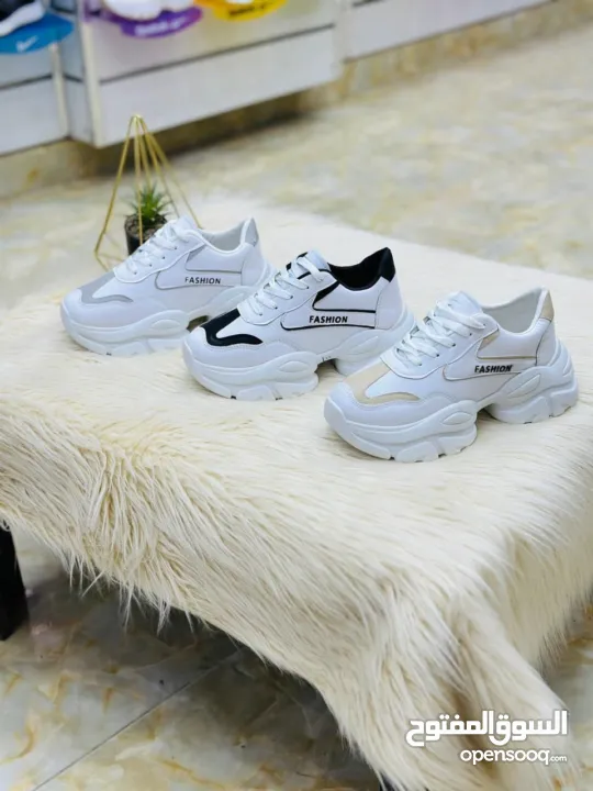 أحذية بسعر العرض