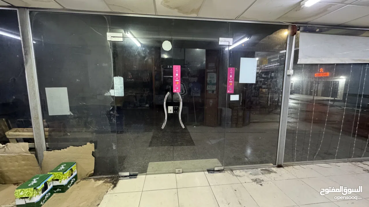 الواح سيكوريت بالاضافة الي باب وسط