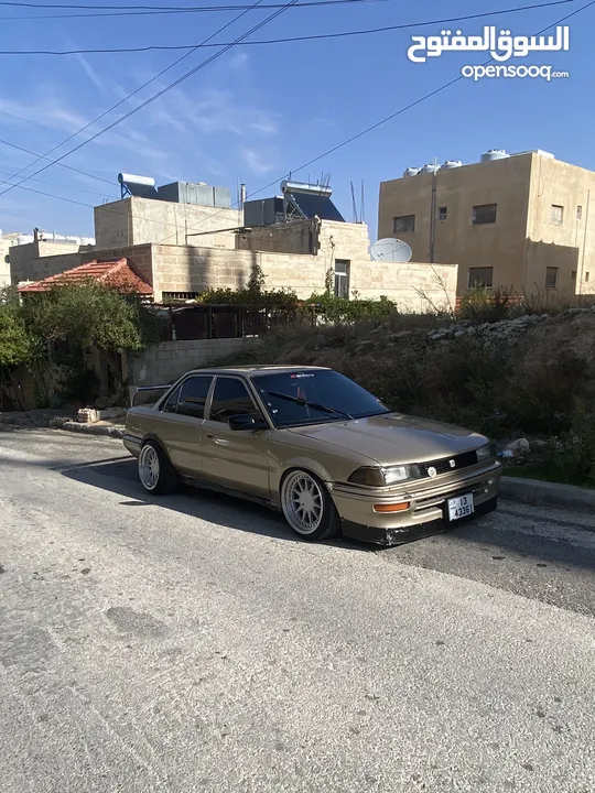 تويوتا كورولا E90 للبيع 1992