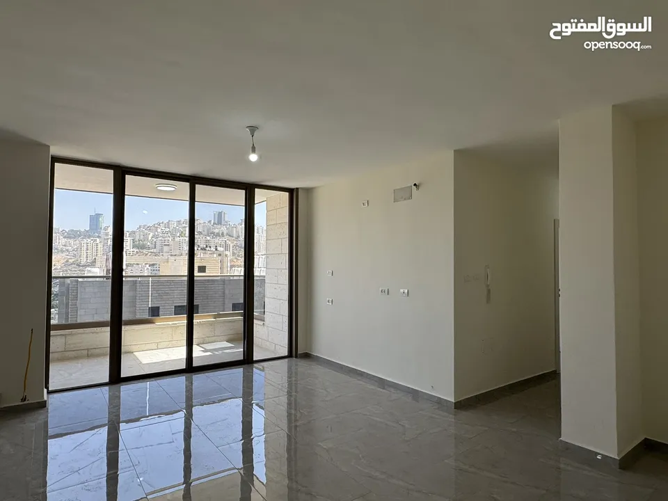 شقة مميزة 200 متر 3 غرف ماستر للبيع