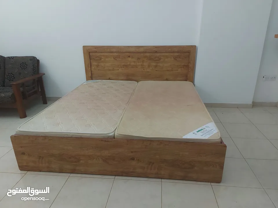 King size Bed coat with mattress for sale