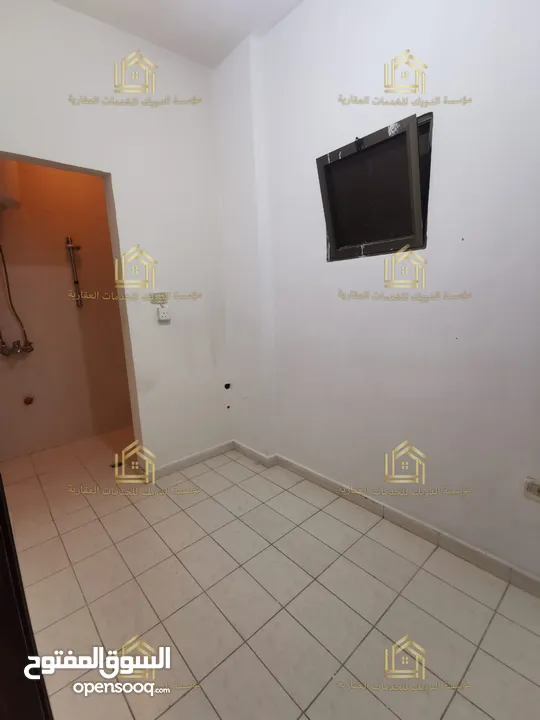 شقة سوبر ديلوكس - ام السماق - 4نوم ماستر - 250م - بلكونتين بإطلالــــه مميزة - قرب الخدمات العامة
