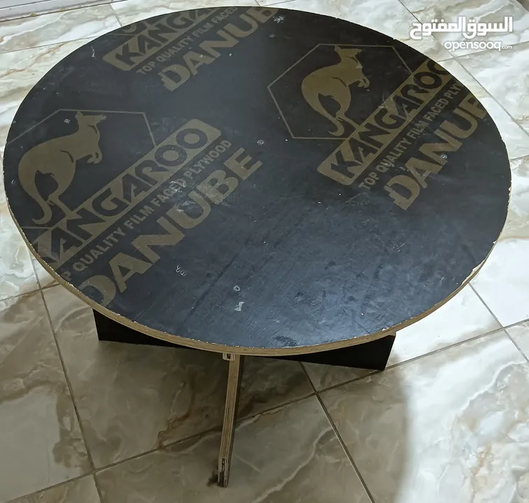 round Table for sale urgently