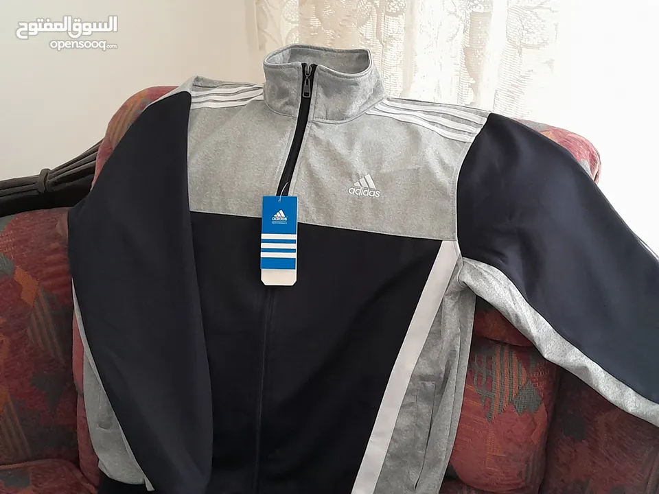 بدلة رياضة اديداس (adidas)