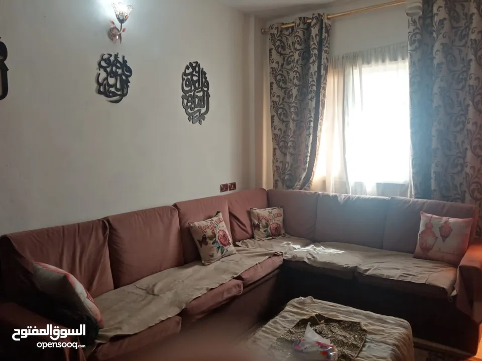 منزل طابقين للبيع في منطقة عدن المرقب