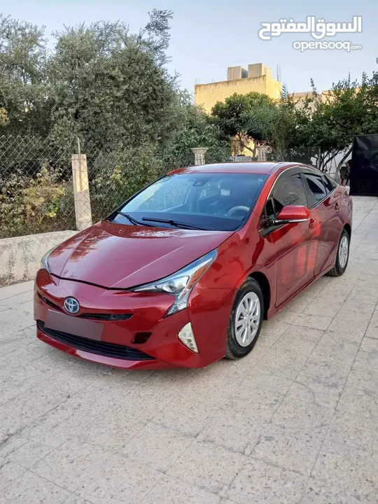 تويوتا بريوس موديل 2018