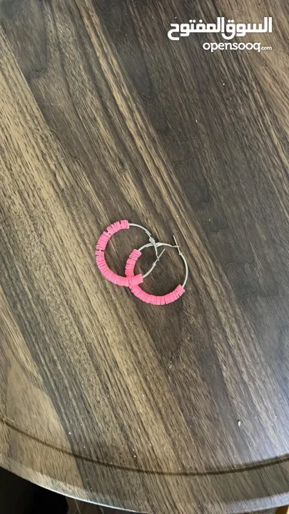 اعلان عن اكسسوارات مميزة hand made لمعرفة سعر كل قطعة واحدة تواصل على الرقم