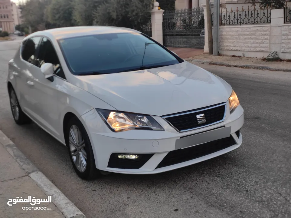 سيات ليون اكسلينس بالكرتونة محرك 1500تربو بنزين اتوماتيك