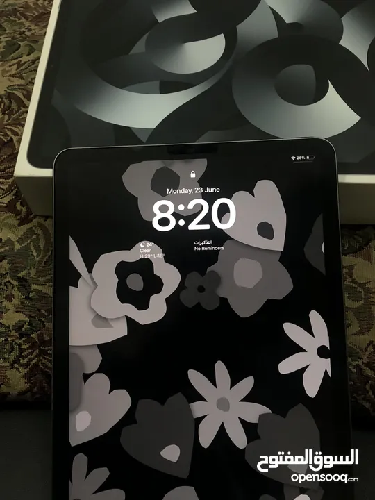 iPad Air 5 64g M1 +قلم+كيبرد ايباد اير الجيل الخامس  *اقرا الوصف جيدًا*